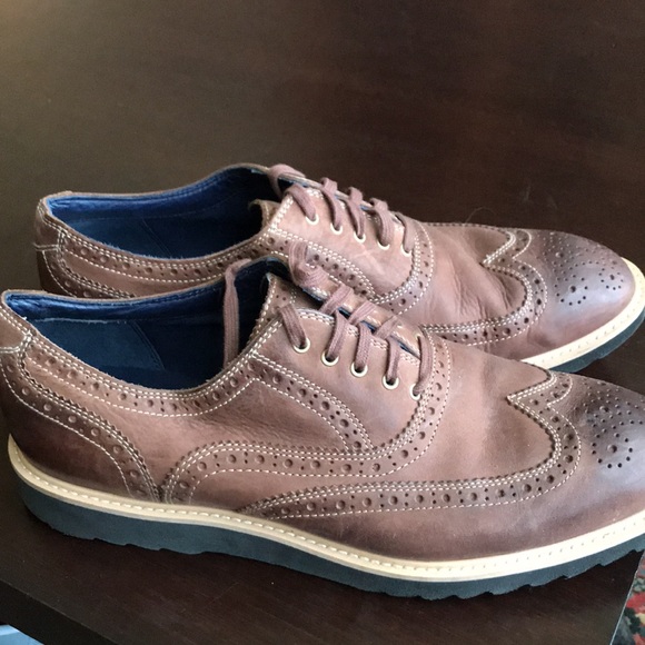 COLE HAAN TAN WINGTIP OXFORDS WITH BLUE FOOTBED - Picture 8 of 8